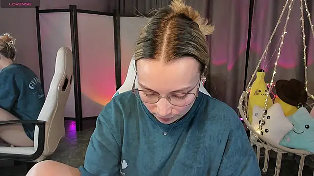 Snapshot of TiffanyBatson chatting on 13, 2, 2025 TiffanyBatson online show from 13, 2, 2025