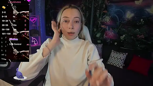 Snapshot of TiffanyBatson chatting on 11, 3, 2025 TiffanyBatson online show from 11, 3, 2025