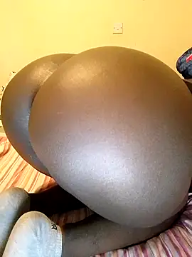 Misskhalifa  online show from 11, 3, 2025