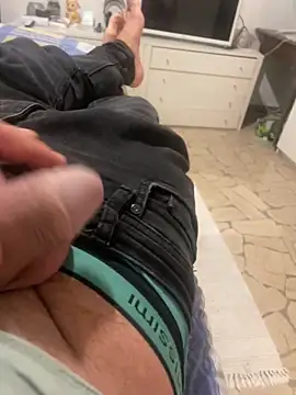 Edosxxl online show from 14, 9, 2025