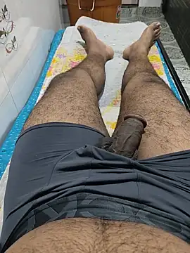 HunterBoy27ForMilf online show from 22, 6, 2026