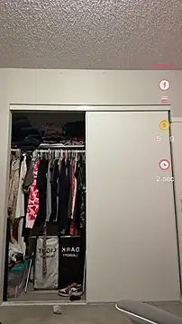 ThickerThanYoBitch online show from 16, 2, 2026