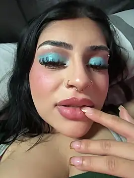 ThickerThanYoBitch online show from 19, 3, 2026