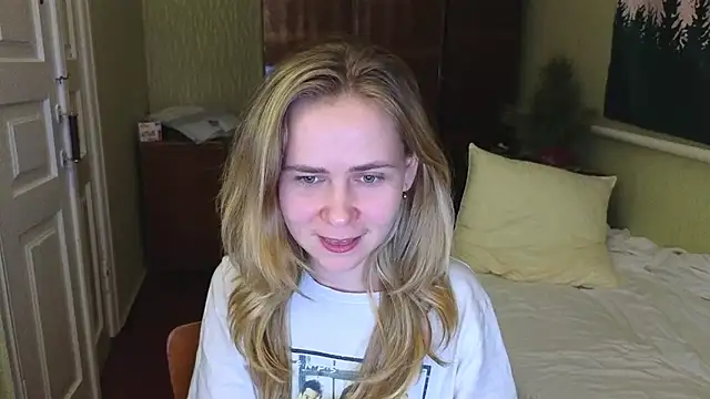 Riley Roo online show from 1, 1, 2025