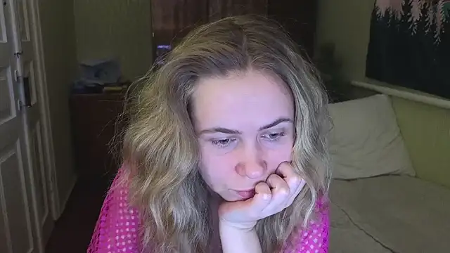 Riley Roo online show from 20, 1, 2025