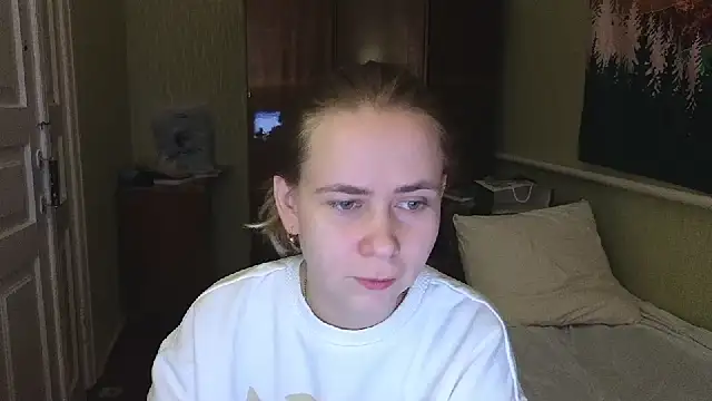 Riley Roo online show from 7, 2, 2025