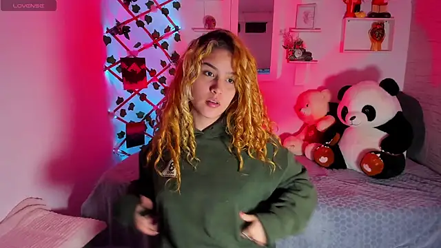 Elena-Rosse online show from 11, 10, 2025