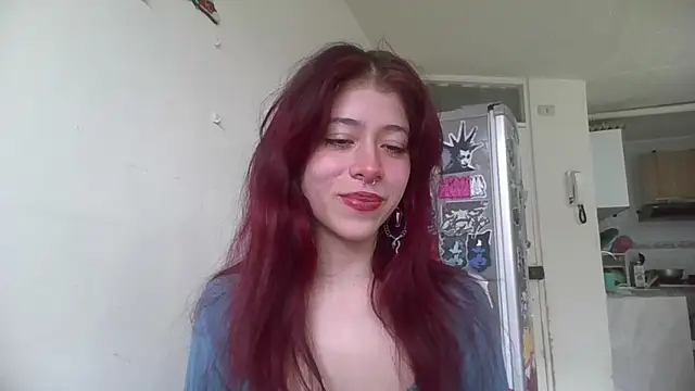 SuzzyyM online show from 13, 2, 2025