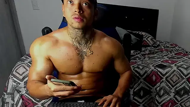 Stiven collins online show from 3, 2, 2025