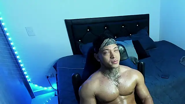 Stiven collins online show from 3, 3, 2025