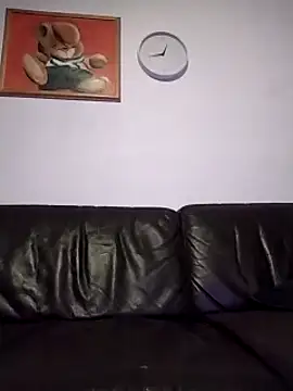 Knuffelstaaf123 online show from 25, 2, 2025