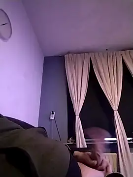 Knuffelstaaf123 online show from 15, 11, 2025