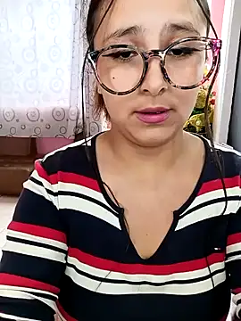 Cute Penelope online show from 5, 1, 2025