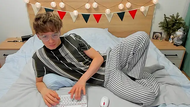 Fandi 777 online show from 7, 1, 2025