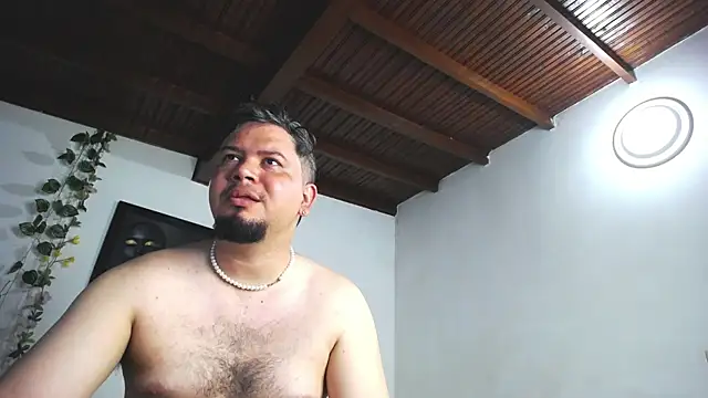 jade-stone88 online show from 28, 1, 2025