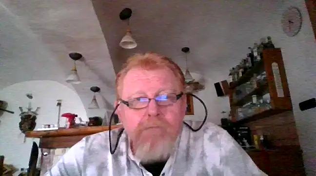 lovelickyou01 online show from 11, 2, 2025