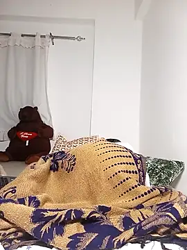 Snapshot of Bella045 chatting on 21, 12, 2024 Bella045 online show from 21, 12, 2024