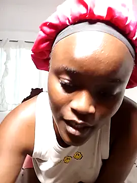 Snapshot of Bella045 chatting on 22, 12, 2024 Bella045 online show from 22, 12, 2024