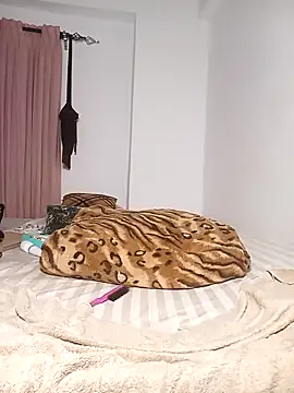 Snapshot of Bella045 chatting on 12, 2, 2025 Bella045 online show from 12, 2, 2025