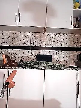 Snapshot of Bella045 chatting on 18, 10, 2025 Bella045 online show from 18, 10, 2025