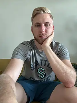 HotIceman2407 online show from 6, 8, 2026