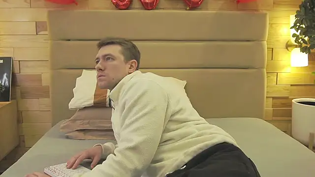 EthanPinkman online show from 11, 2, 2026