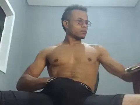 grandominantex1 online show from 10, 12, 2024