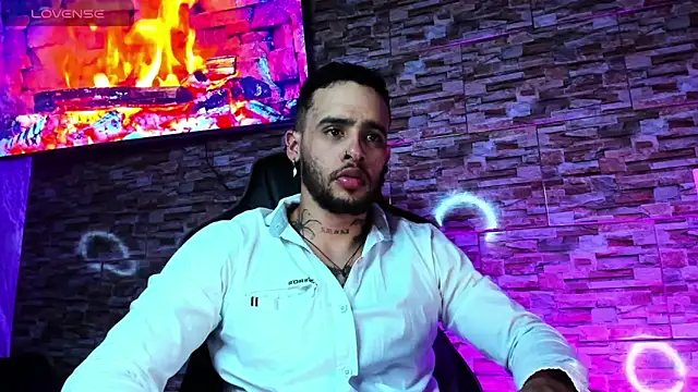 Snapshot of Seth_Owner chatting on 25, 12, 2024 Seth Owner online show from 25, 12, 2024