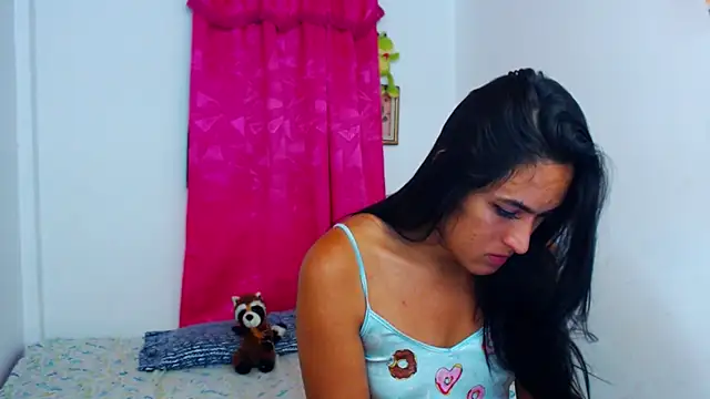 misss estrella online show from 23, 9, 2025