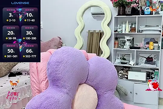  LLisa  online show from 14, 1, 2026