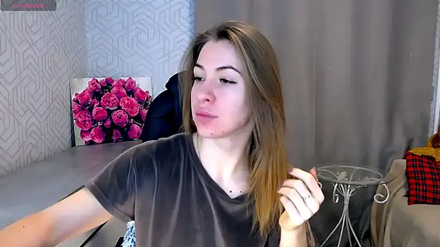 Naughty  Megan online show from 5, 3, 2025