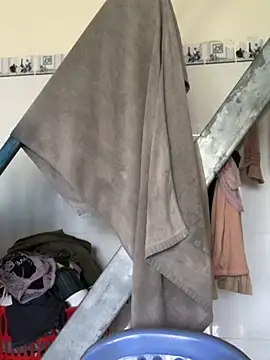 2HotAsain4u online show from 5, 1, 2025