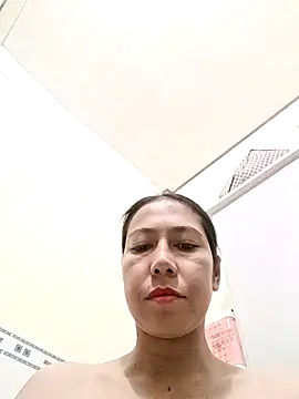 Snapshot of 2HotAsain4u chatting on 29, 3, 2026 2HotAsain4u online show from 29, 3, 2026