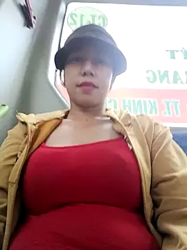 Snapshot of 2HotAsain4u chatting on 31, 3, 2026 2HotAsain4u online show from 31, 3, 2026