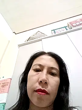 Snapshot of 2HotAsain4u chatting on 19, 4, 2026 2HotAsain4u online show from 19, 4, 2026