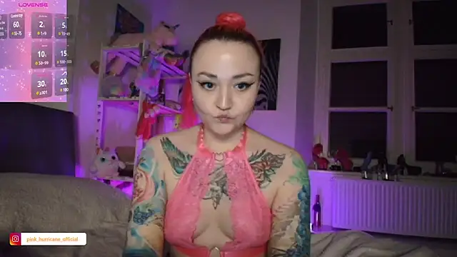 PinkHurricaneOfficial online show from 30, 1, 2025