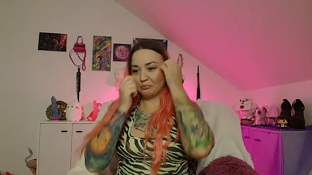 PinkHurricaneOfficial online show from 24, 9, 2025