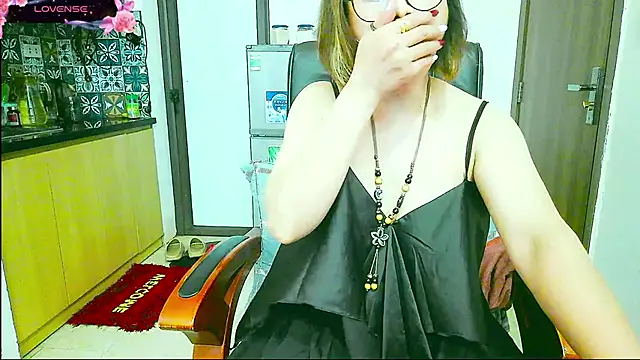 Miu-Le online show from 1, 10, 2025