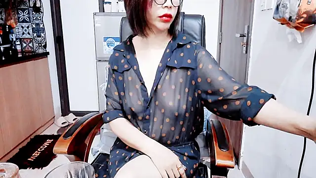 Snapshot of Miu-Le chatting on 23, 2, 2026 Miu-Le online show from 23, 2, 2026