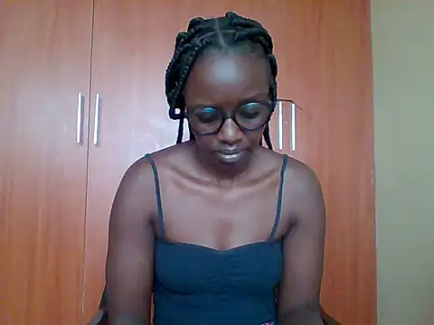 sexy darleen23 online show from 18, 2, 2026