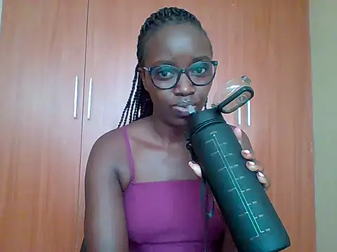 sexy darleen23 online show from 5, 4, 2026