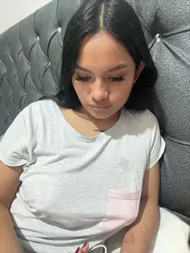 Riana Kean online show from 11, 2, 2025