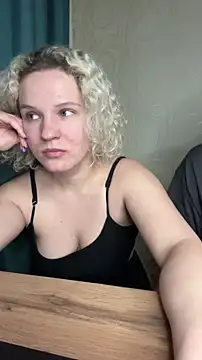 MrMrsRight online show from 19, 2, 2025