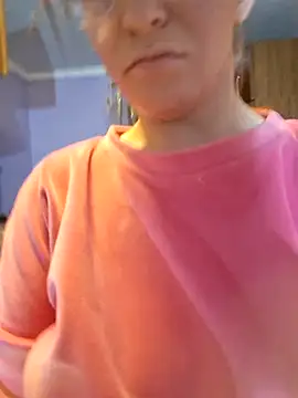  Kitti  online show from 3, 2, 2026