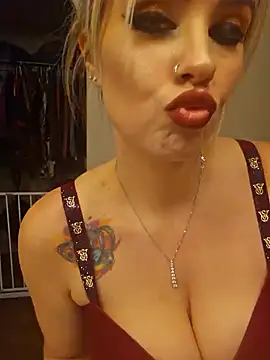 ellieconradxo online show from 4, 12, 2024