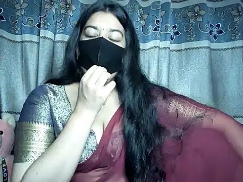 A-sweetgirl online show from 2, 2, 2025