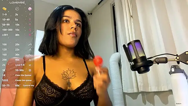 ninapego online show from 15, 3, 2025