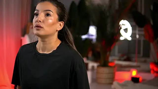 KellyMathews online show from 18, 9, 2025