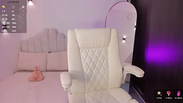 AmberLewis  online show from 13, 2, 2026