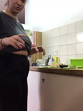 Snapshot of rafamarianoofc chatting on 22, 2, 2025 rafamarianoofc online show from 22, 2, 2025